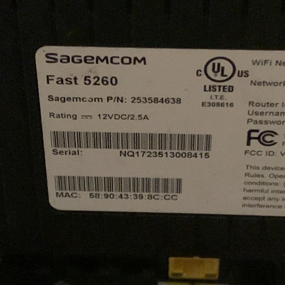 Sagemcom 5260 1000 Mbps Wireless Router - Black - Picture 3 of 6